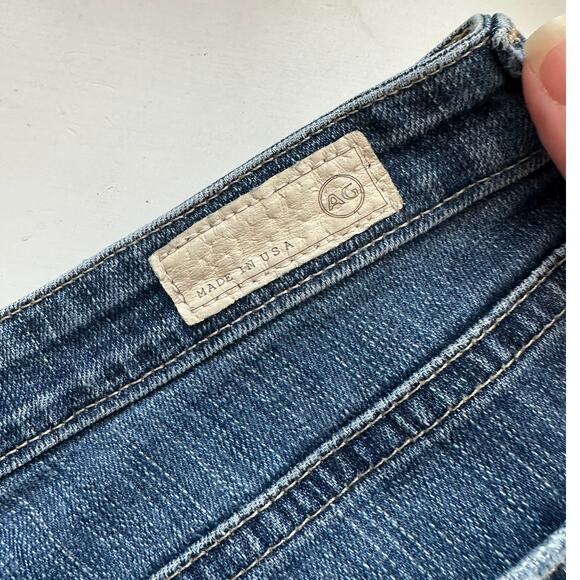 AG Medium Wash Whiskered Raw Hem Stilt Crop Cigarette Crop Jean 29 - Picture 10 of 15